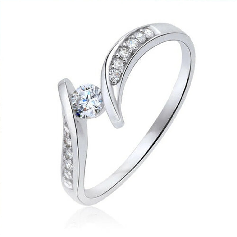 Elegant Round Wedding Ring