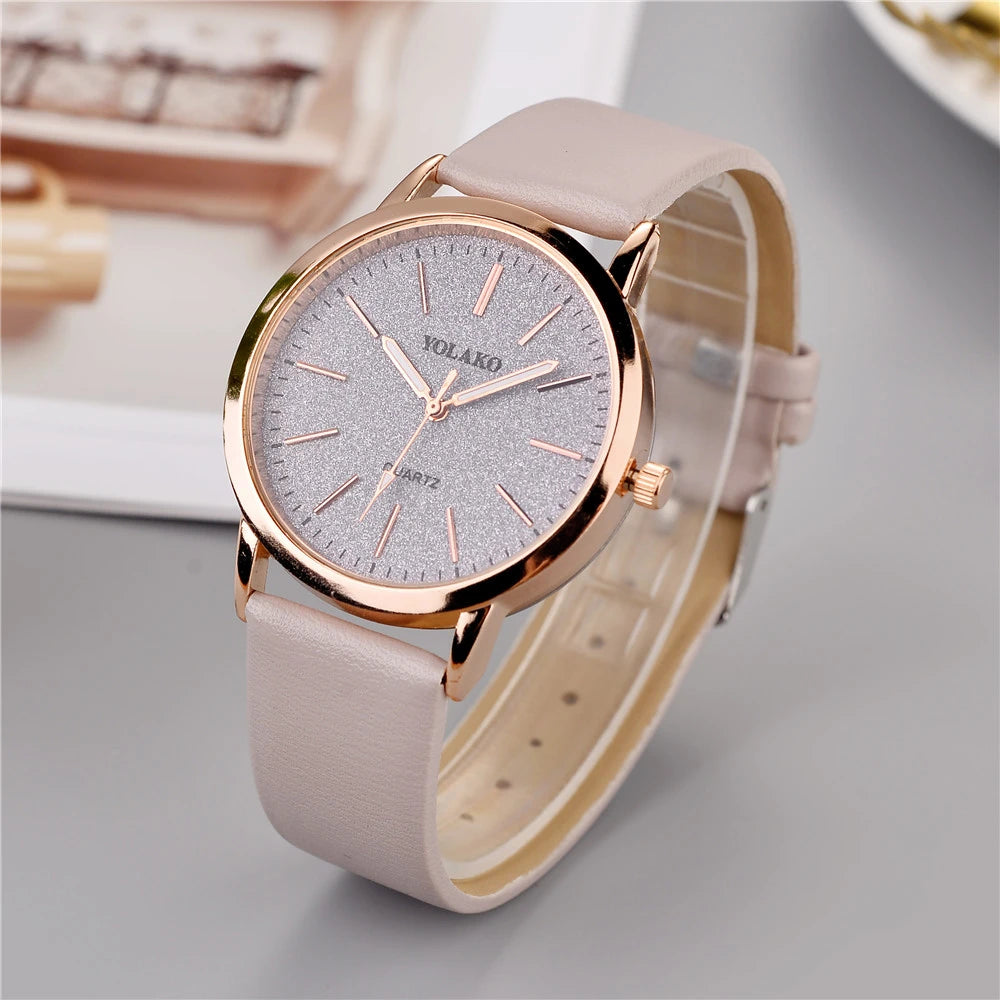Luxe Leather Quartz Timepiece
