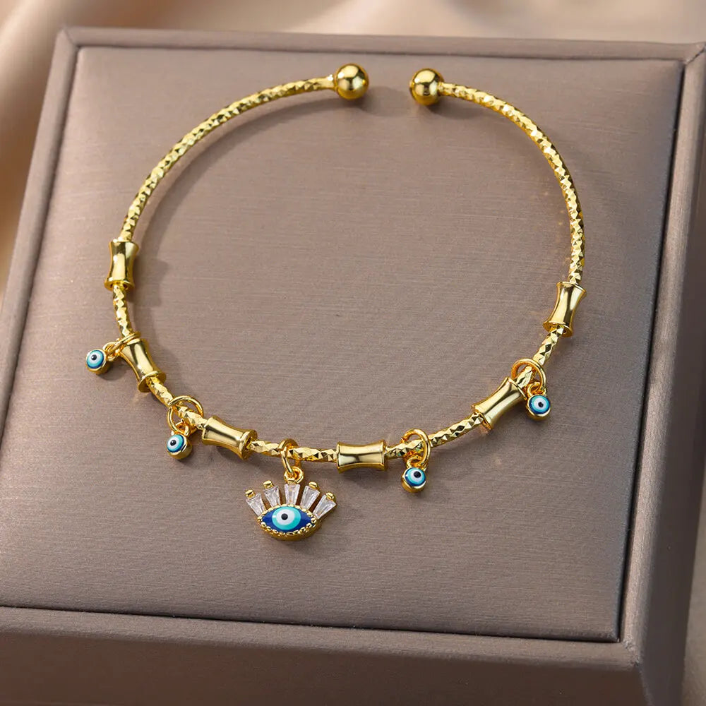 Luxe Golden Bracelet