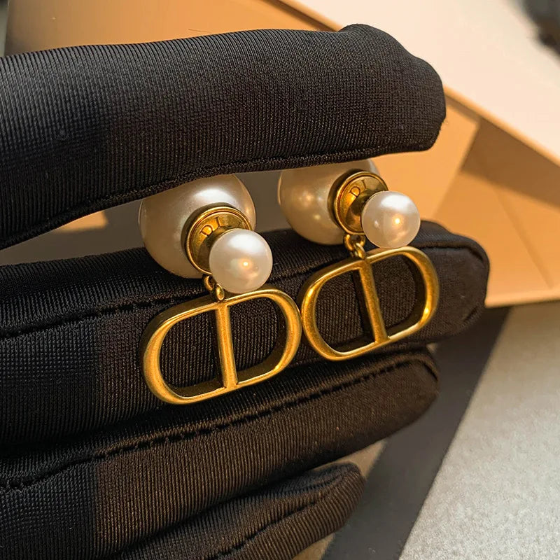 Luxury Pearl Studs