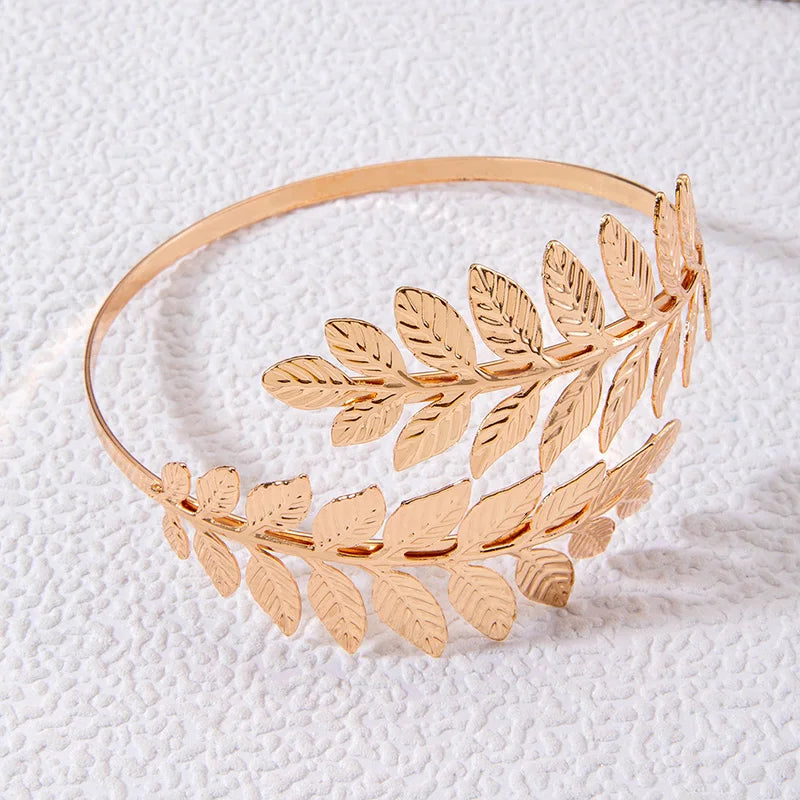 Chic Leafy Gold Arm Bangle